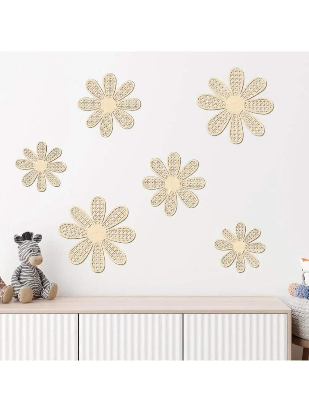 Boho Wooden Daisy Flower Wall Decor Set - 6 Pcs Rustic Home Accent Decor